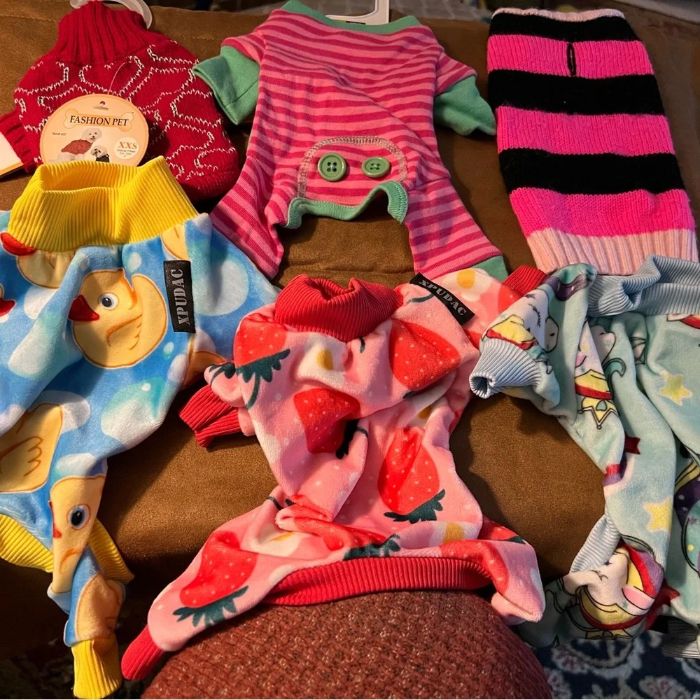 Red Heart-Pattern dog Sweaters and sleepers